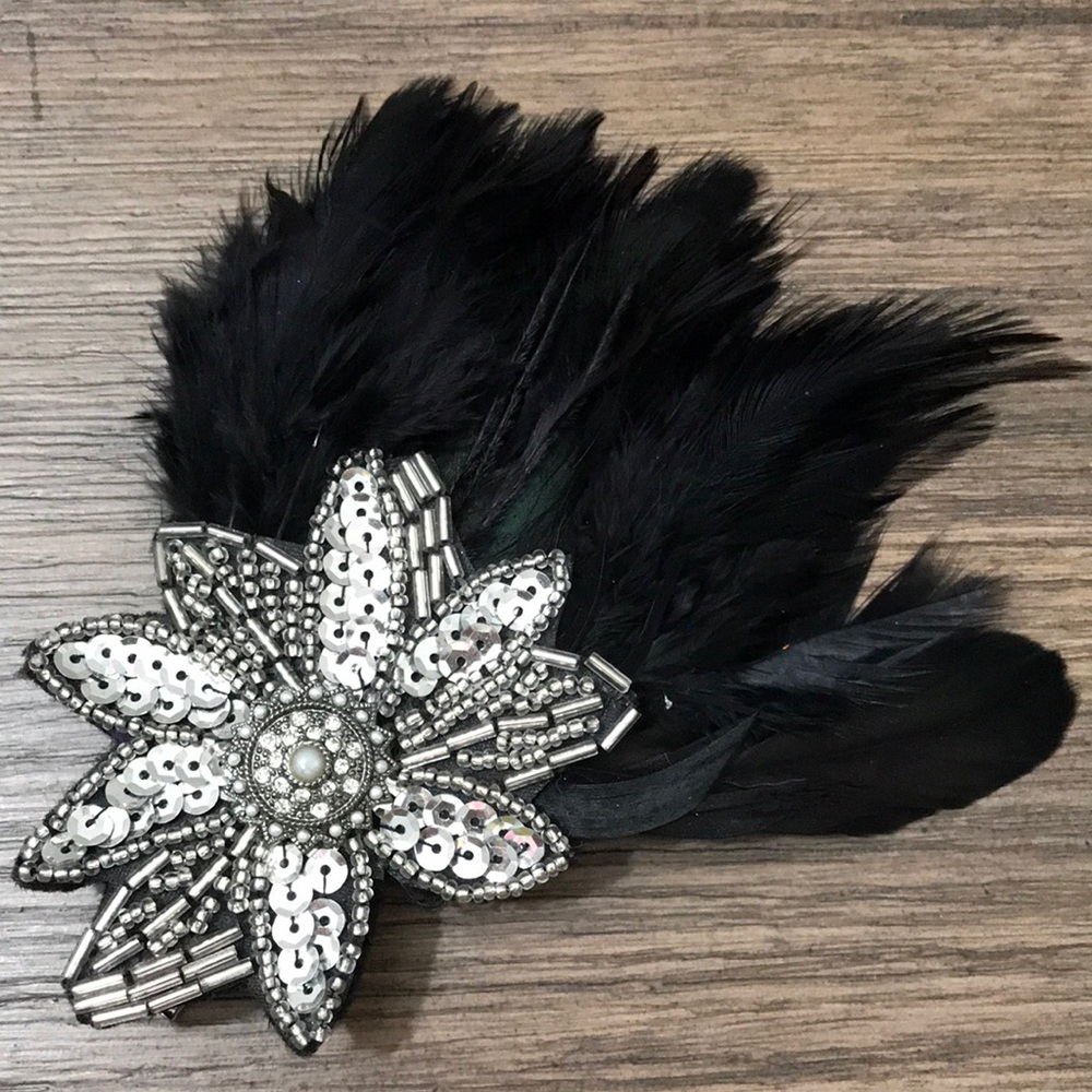VINTAGE // ART DECO SEQUIN FEATHER HEADPIECE